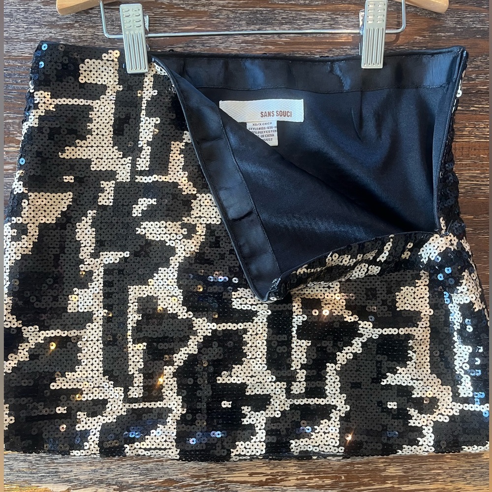 Retro black and metallic white sequined mini skirt by Sans Souci